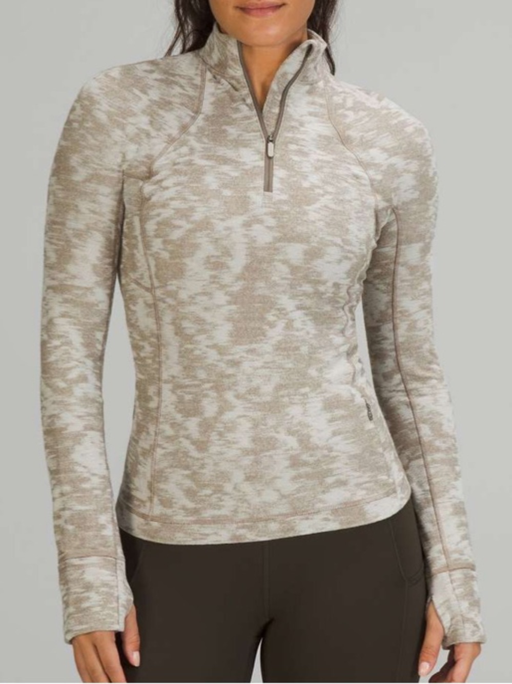 Lululemon Its Rulu Run Half-Zip
Data Rush Mini Jacquard White Opal Rover Sz 8